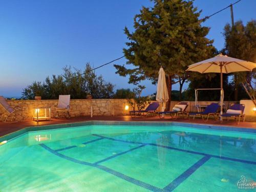 Troulous Villa Sleeps 6