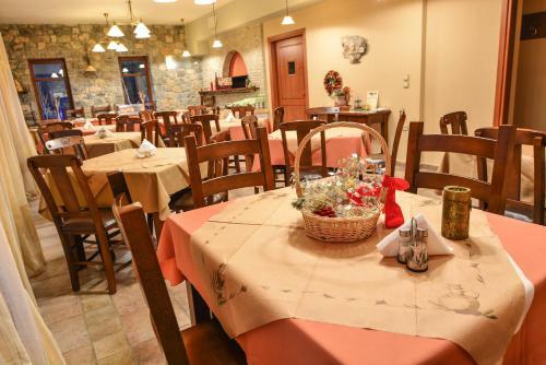 Hotel Karyatis Resort