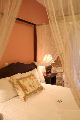 Hotel Karyatis Resort