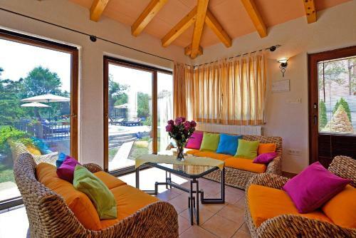 Villa Celeste In Nede??ina (haus F�r 8-10 Personen)