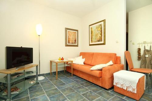 Apartment Novalja 9414b