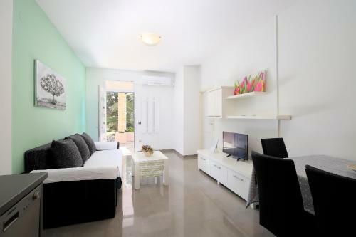 Apartments Lola