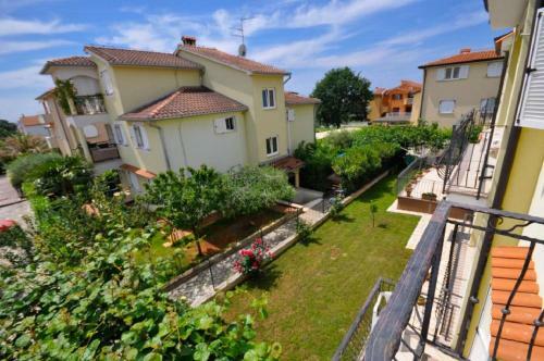 Ana M Apartments