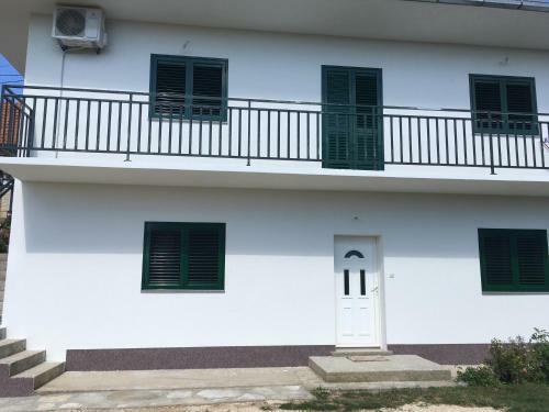 Apartment Sucic