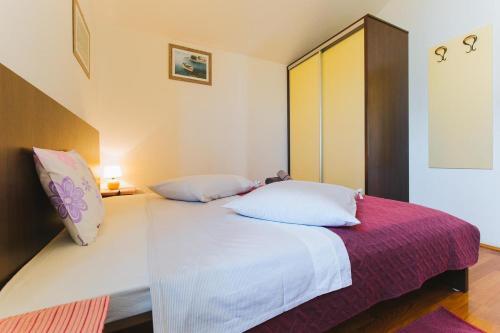 Apartments By The Sea Nemira, Omis - 13055