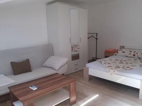Apartments Bernard 50m From The Sea