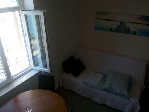 Apartments Bernard 50m From The Sea