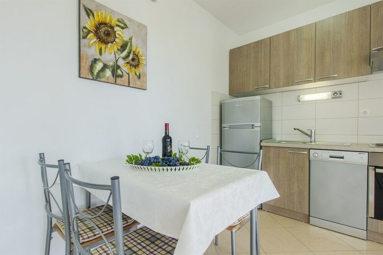 Apartments Lenija