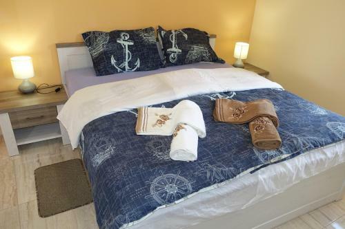 Hostal Apartments Leon Nin
