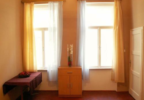 Chester Court Apartment