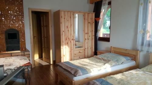 Hostal Geszteny�s Vend�gh�z