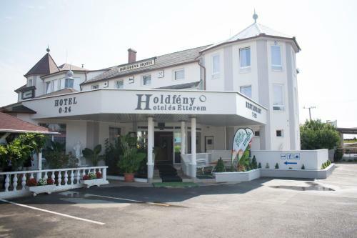Holdf�ny Hotel