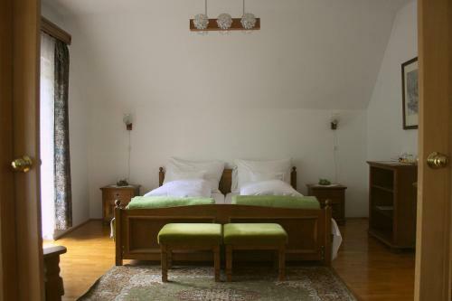 Hostal Zseri Vad�szh�z