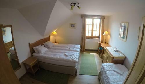 Hostal Buz�s Pince Vend�gh�z