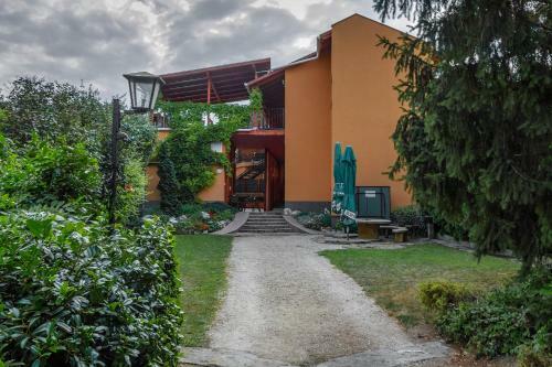 Hostal Aranypatk� Fogad�-�tterem