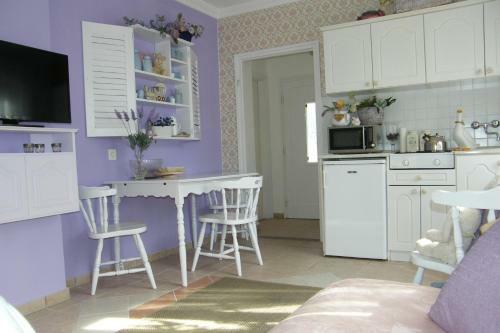 Gy�ngyvir�g Apartman