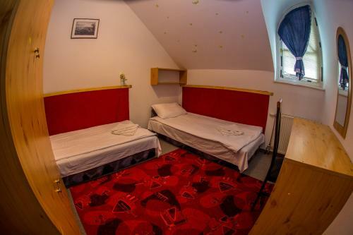 Aqua Line Apartmanh�z