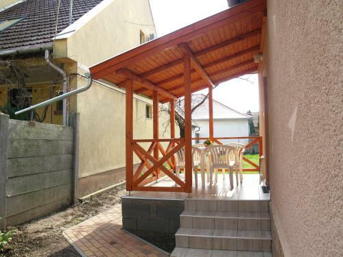 Liliom Apartman