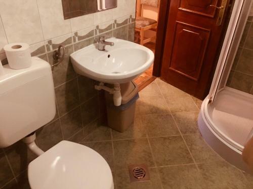 Hostal R�zsakert Panzi�