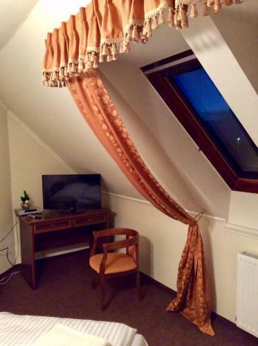 Hostal Nagybajcsi Lovaspark �s Vend�gh�z