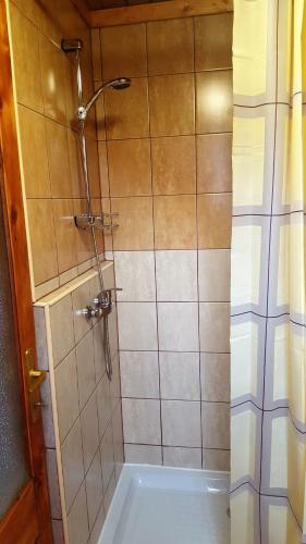 K�ri Apartman