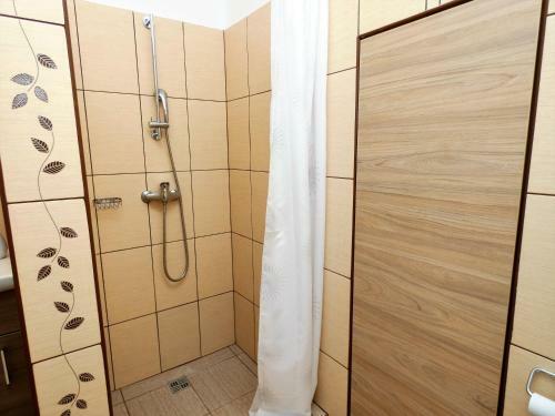 Hostal Hegyalja Vend�gh�z