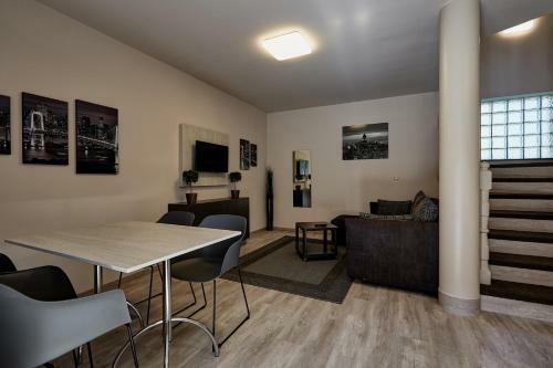 �v�r Apartman