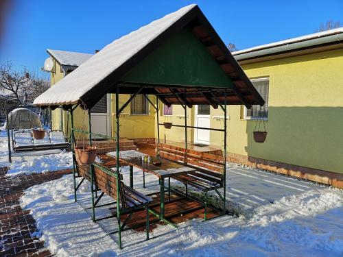 Apartman Kasz�s Garden