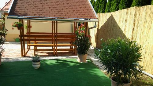 Hostal Gerend�s Vend�gh�z