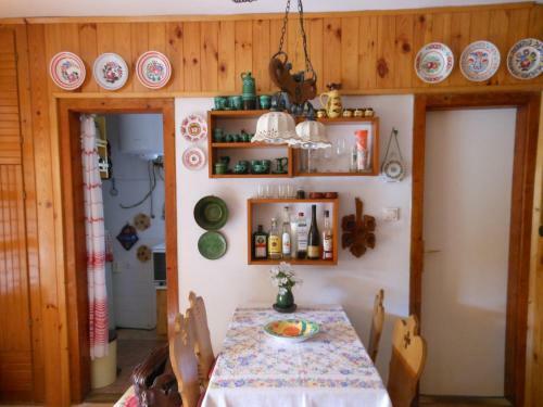 Cozy Family Cottage At The Lake
