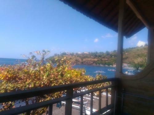 Sunrise Cafe Bungalows