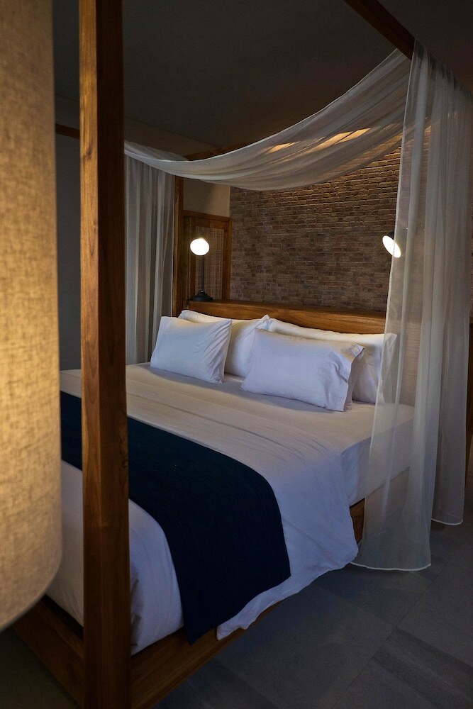 Hotel Umadewi Surf & Suites