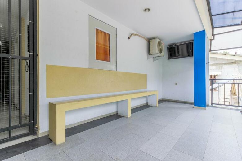 Hostal Reddoorz Near Margo City