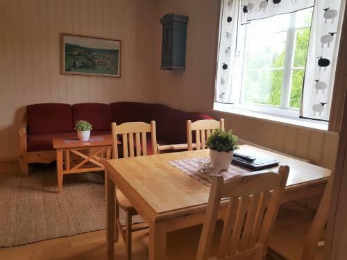 Torsetlia Cottages And Apartments