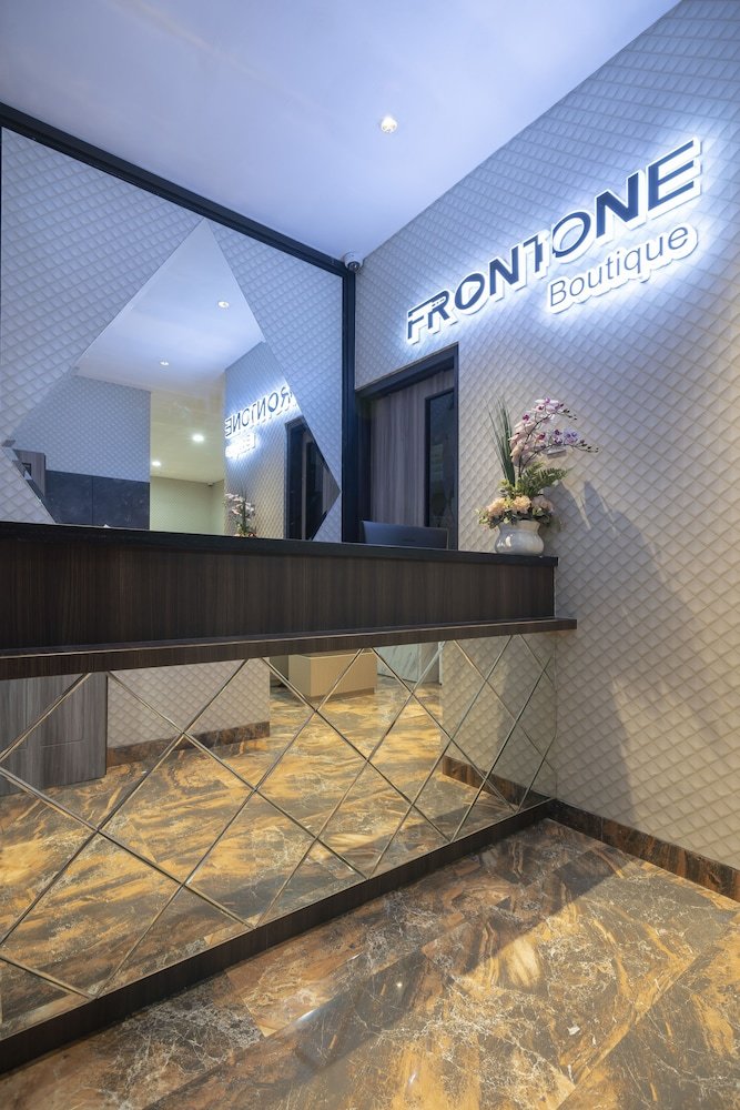 Hotel Front One Boutique Karawang