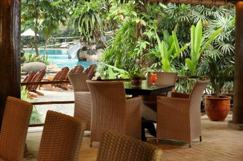 Hotel Aryaduta Lippo Village