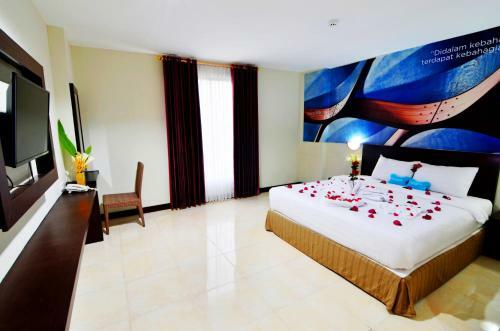 Hotel Kyriad Grand Master Purwodadi