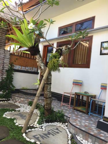 Hostal Medewi Secret Surfcamp