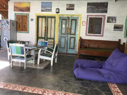 Hostal Medewi Secret Surfcamp