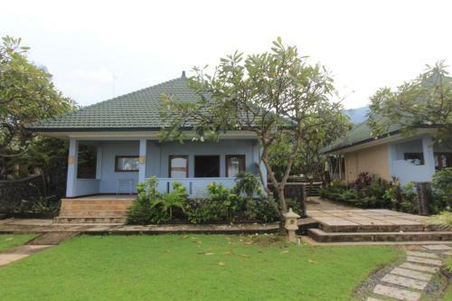Poinciana Resort