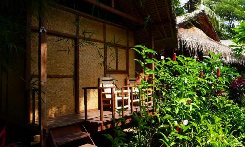 Hostal Shibui Garden Bungalows And Restaurant
