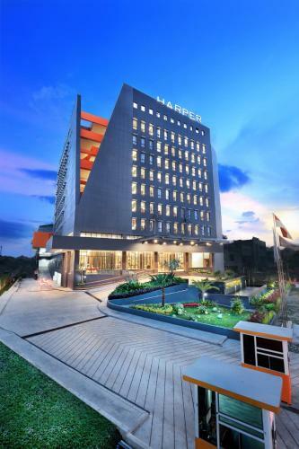 Hotel Harper Palembang By Aston