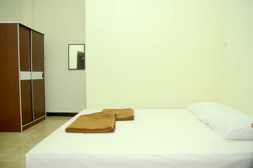 Dena Hotel