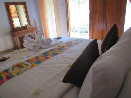 Hotel Komurd Lavender Bungalow