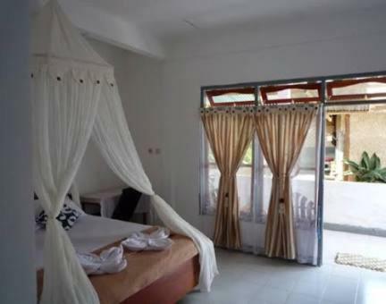 Hostal Bintang Lodge Cafe & Restaurant
