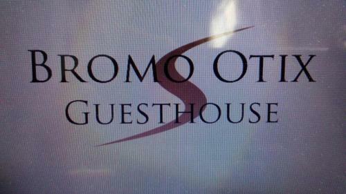 Hostal Bromo Otix Guest House