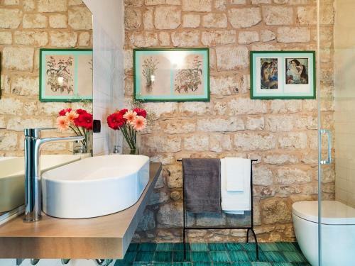 Finocchiara Villa Sleeps 6 Pool Wifi