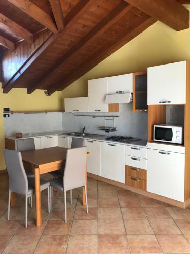 Color House Malpensa B&B
