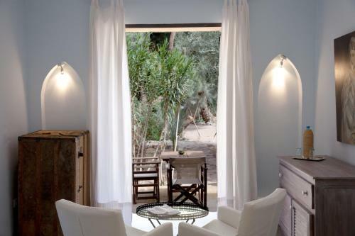 Hostal Azalai Desert Lodge