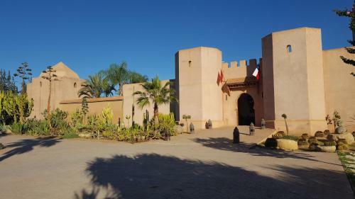 Hotel Palais Claudio Bravo